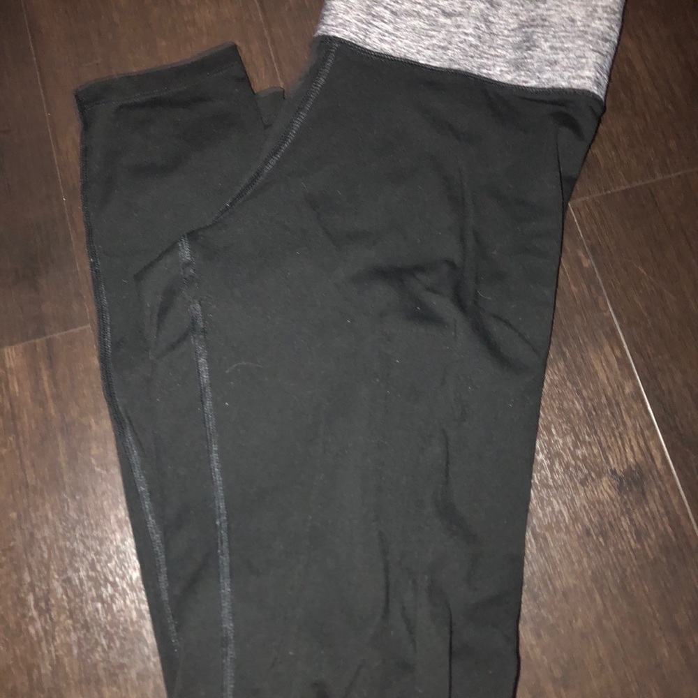 Pink black leggings